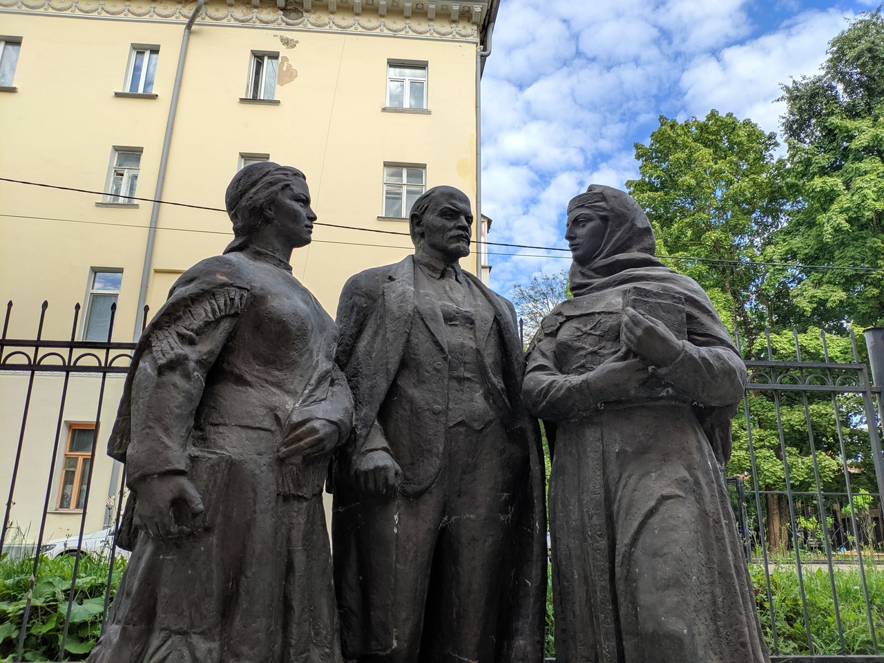 памятник, Ленин