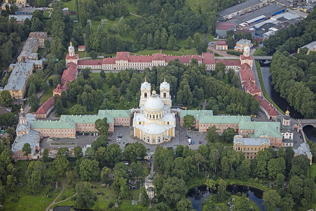 В Петербурге продолжится реставрация Александро-Невской лавры