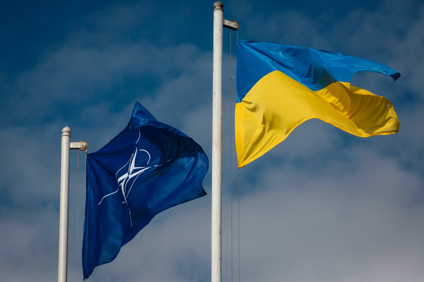 Флаг НАТО, Украина